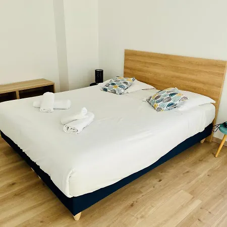 Les Patios De St-pierre 3*