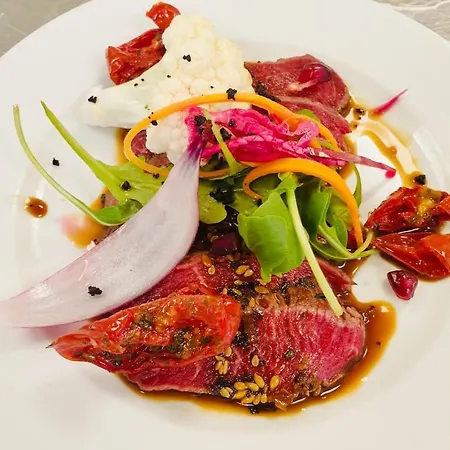 Les Patios De St-pierre 3*