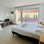 Les Patios De St-pierre Apart Otel Palavas-les-Flots