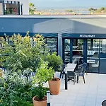 Apart Otel Les Patios De St-pierre 3*