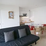 Apart Otel Les Patios De St-pierre 3*