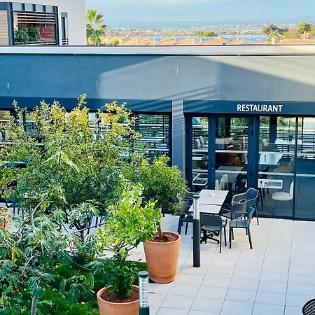 Les Patios De St-pierre Aparthotel